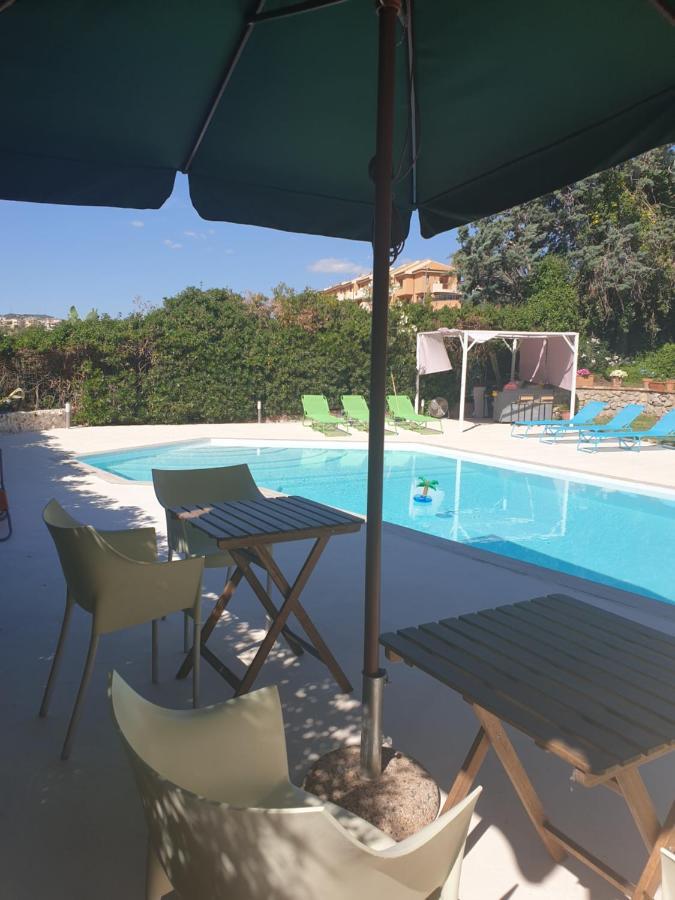 Villa Flore - Penthouse - Apartment In Villa Casteldaccia Eksteriør bilde